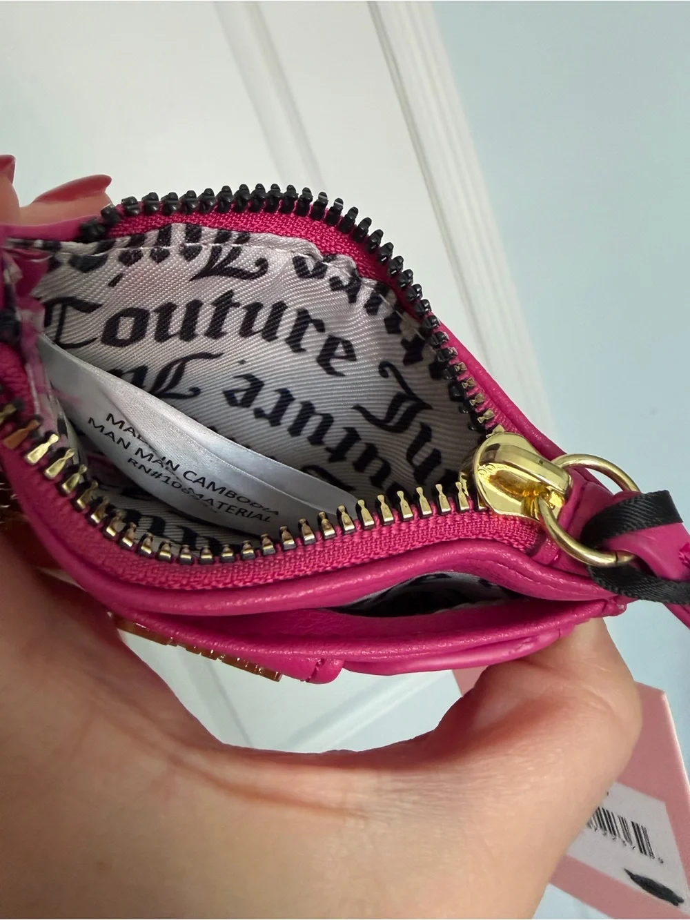 NWT Juicy Couture Y2K Hot Pink Quilted Card Holder with Gold Heart Keyring